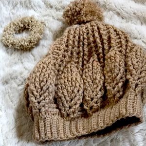 Hand made beanie that will warm your head in winter 💓